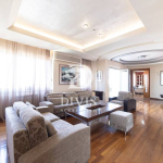 Luks renoviran 3.0 stan na Banovom brdu, 150m2