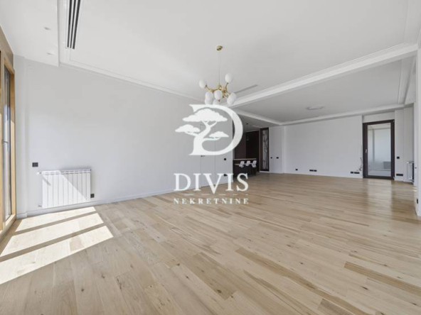 Luksuzni penthouse na Dedinju, 5.0