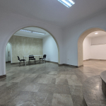 Prestižan poslovni lokal na uglu Kneza Miloša sa dva ulaza – 55m2