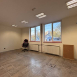 Izdavanje poslovnog objekta,Zemun,360m2,magacin