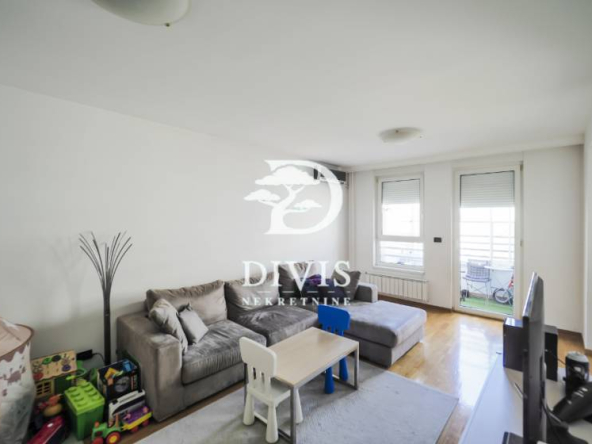 Savremen dvosoban stan u srcu Belvila – 60m²