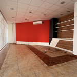 Poslovni prostor od 31 m² sa izlogom u YU Biznis centru, Novi Beograd