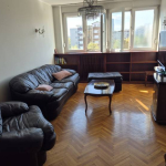 Renoviran trosoban stan 67m2 kod Opštine Novi Beograd – odmah useljiv