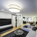 Porodična oaza od 116m² sa privatnim dvorištem kod Botaničke bašte
