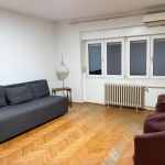 Dvosoban stan 54 m² u Ulici Džona Kenedija, Novi Beograd – Odlična prilika za adaptaciju