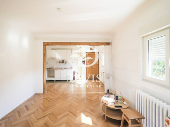 Dvoiposoban stan 52m² sa terasom u Živka Davidovića, Zvezdara